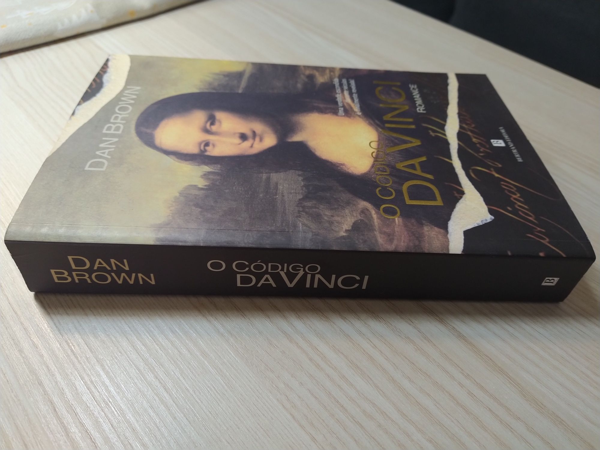 O código DaVinci - Dan Brown em português