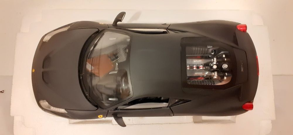 1/18 Ferrari 458 Specialle - Hot Wheels Elite