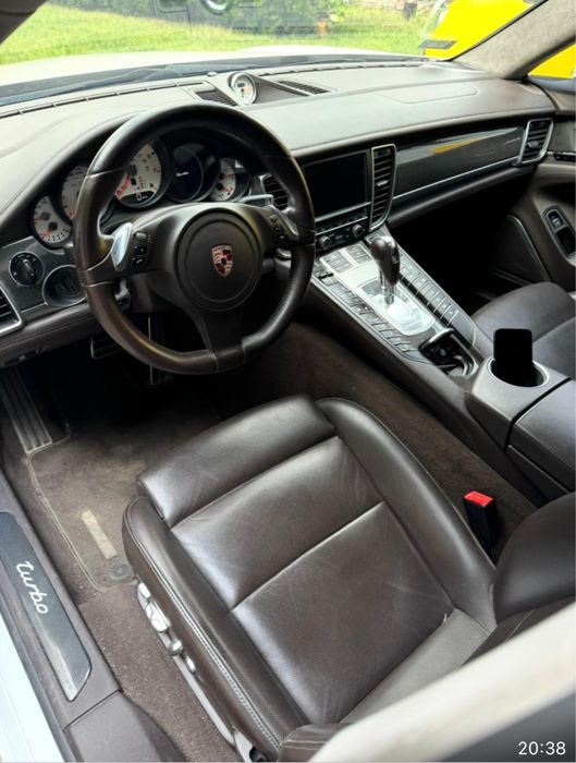 Porsche Panamera turbo
