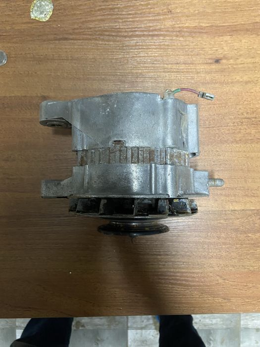 Продам генератор ваз 2101