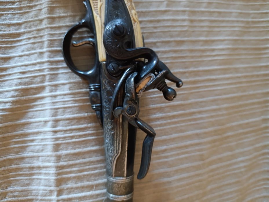 Réplica de Pistola antiga para colecionador