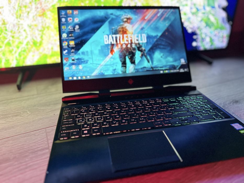 Ігровий ноутбук HP OMEN / 16 ГБ -ОЗУ 8 ядер видео Geforce GTX 1650-4Gb