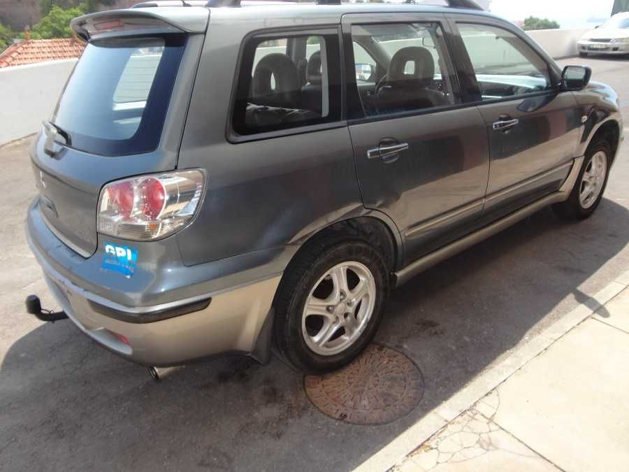 Mitsubishi outlander 2.4 4wd - gasolina/gpl