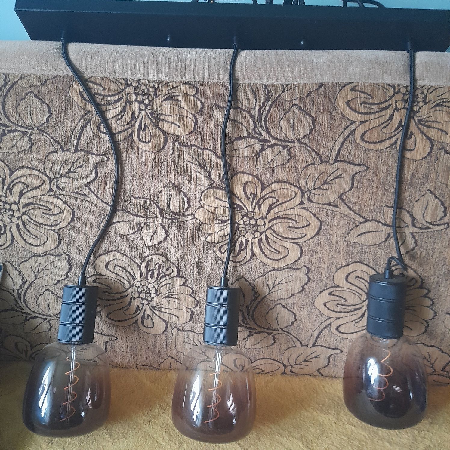 Lampy wiszące do salonu