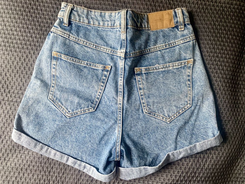Szorty Reserved z wysikim stanem- gruby jeans