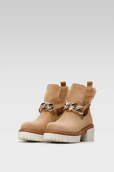 Продам Жіночі Сапоги Нові