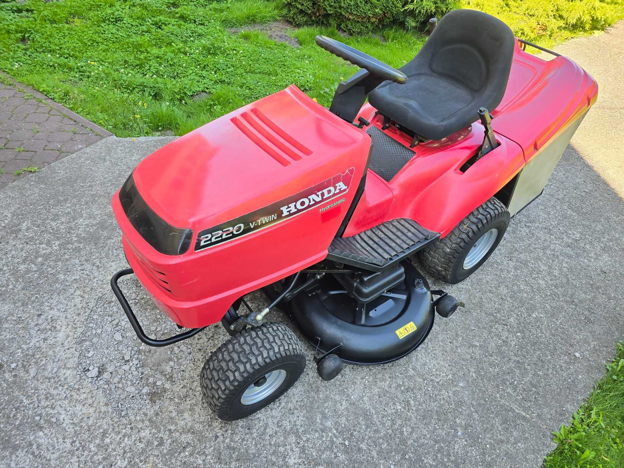 Traktorek kosiarka HONDA 2220 20KM v-ka GXV 122cm Super Stan POLECAM