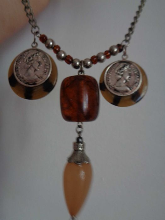 намисто штучн бурштин янтар нове 54см двустороннє