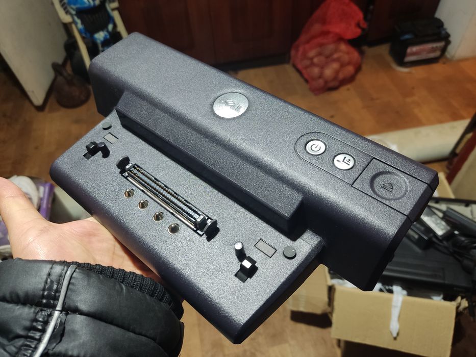 Док станція Dell PR01X стан нової.з Германії.