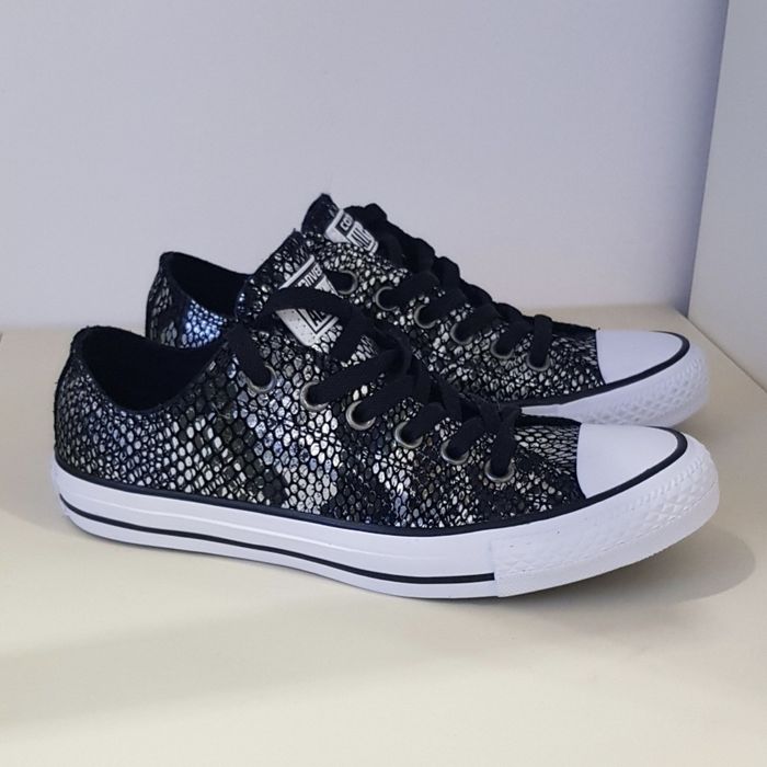 Кеди Converse All Star Chuck Taylor натуральна шкіра Нові снікерси