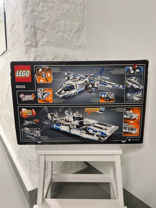 LEGO Technic 42025 Samolot transportowy
