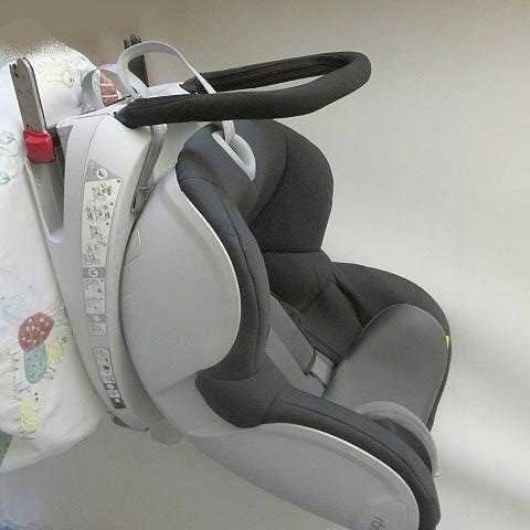 Fotelik samochodowy Britax Romer Dual fix 2R  obrotowy  0-18 kg