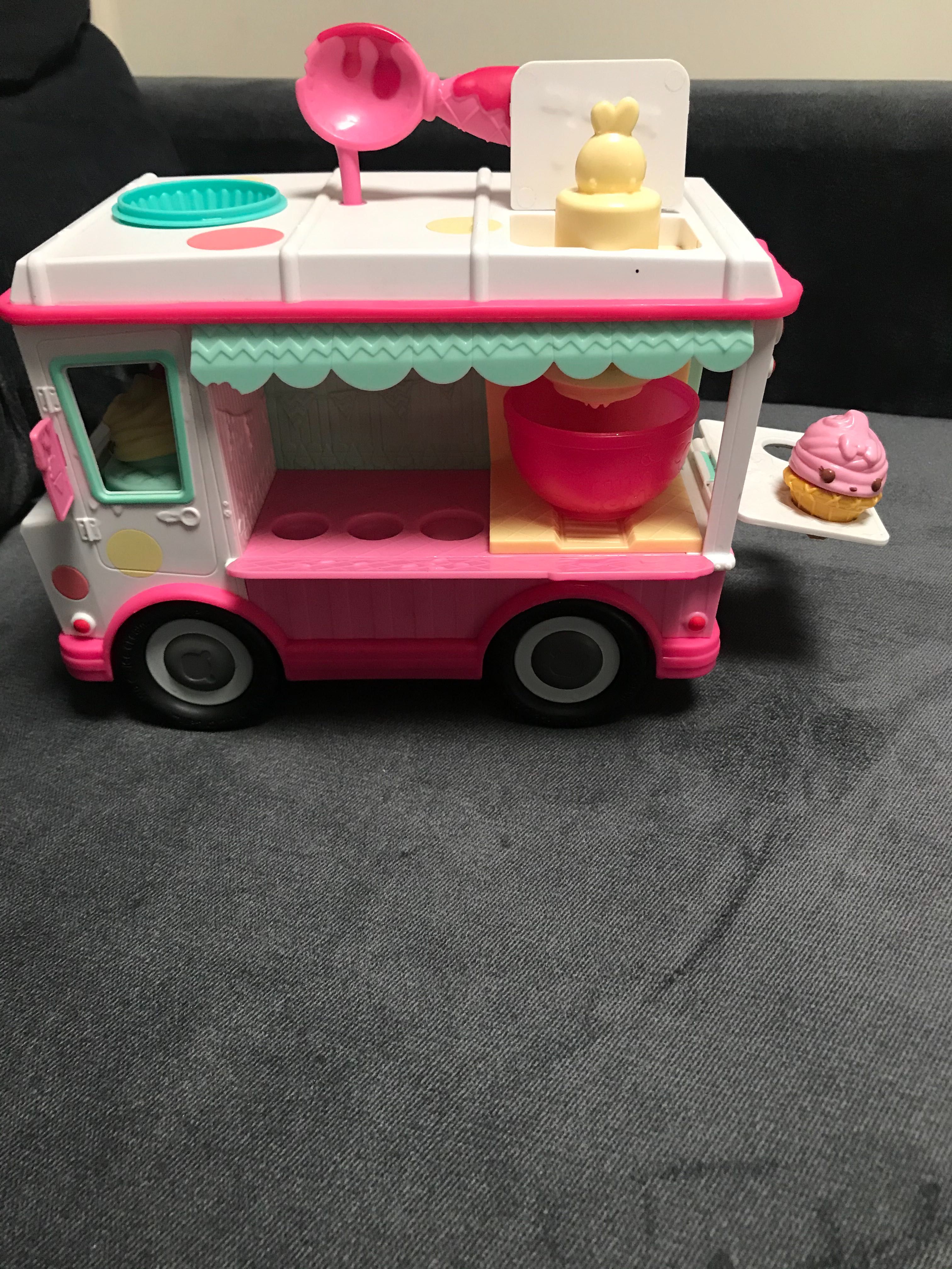 Num Noms autobus do robienia błyszczyków