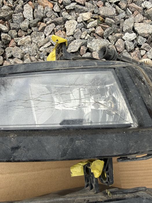 Фара противотуманная туманки Golf 7