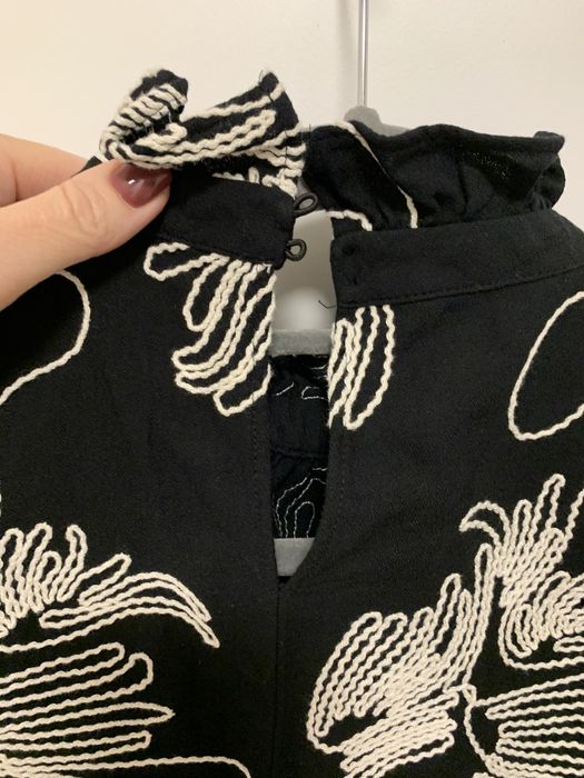 Блуза сорочка із вишивкою Zara