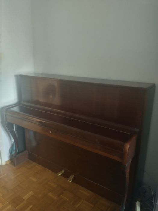 Pianino akustyczne Wills