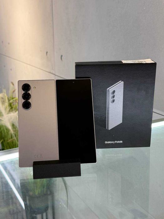 Samsung Galaxy Z Fold 6 12/512GB Silver Shadow Стан 4,7/5 | Гарантія