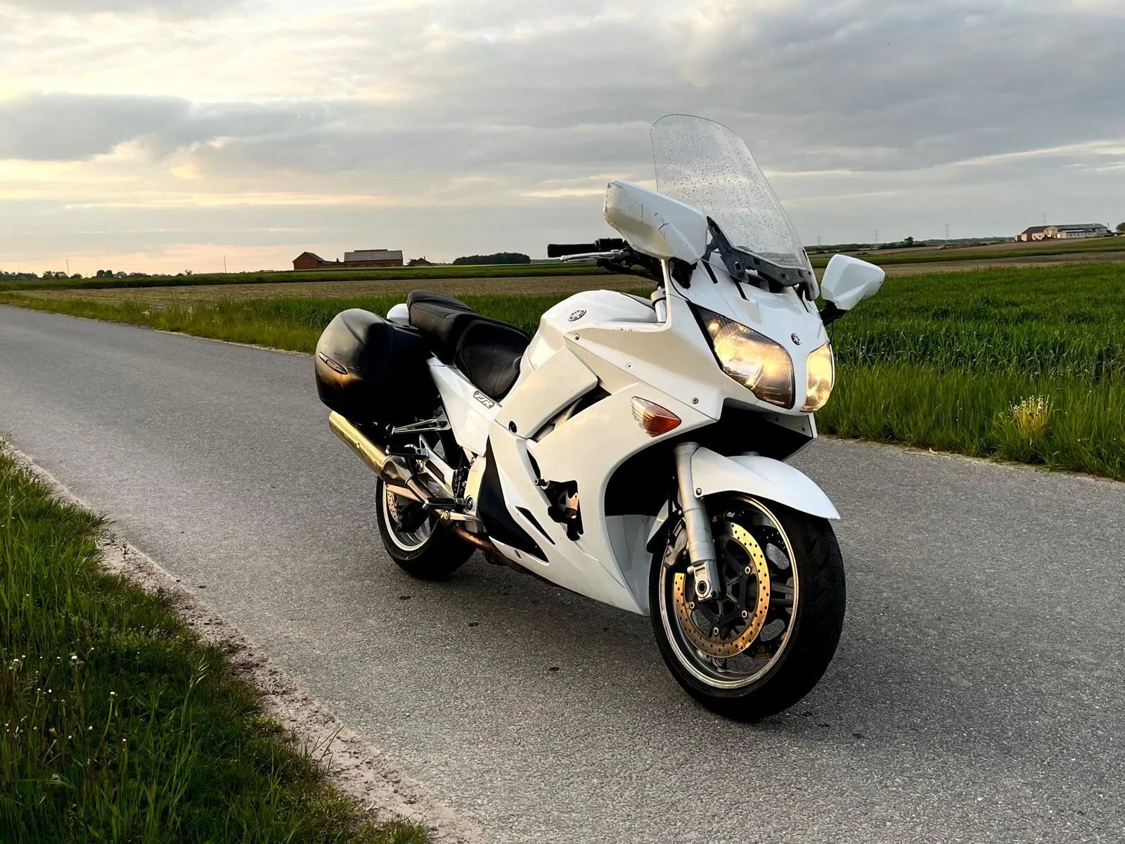 Yamaha FJR 138tkm., bdb stan, sprawny, gw. przebieg,
