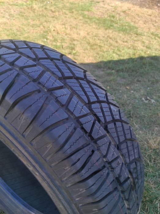 Авто покришка мішлен