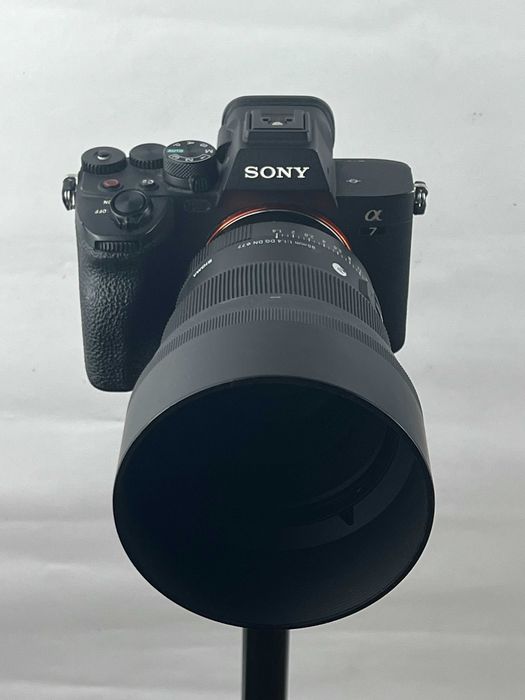 aparat Sony a7 iv + obiektyw sigma dg dn 85mm f1.4