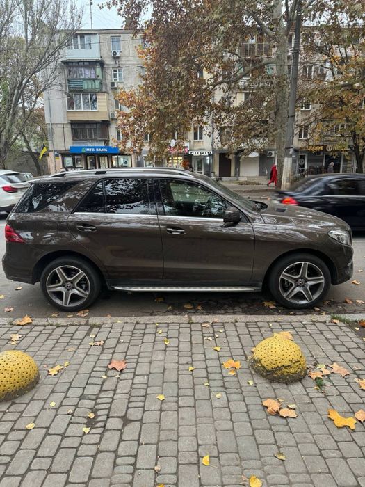 Мерсед gle 250d 2017 год ( 12 месяц )  204 л.с. Официал