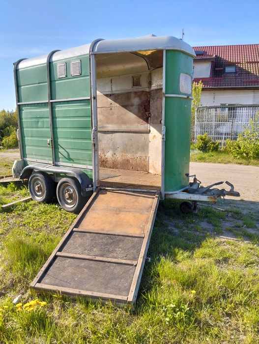 Pilnie Przyczepa do przewozu zwierząt