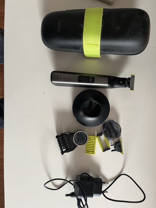 Philips OneBlade Pro 360 - QP 6551 - face + body