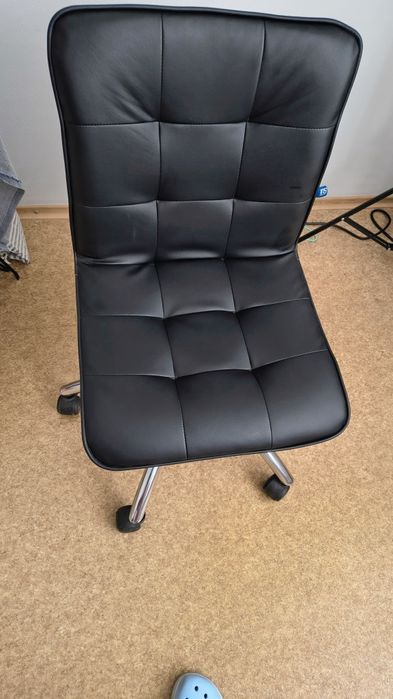 Офісне крісло Nowy Style, для манікюру, для перукаря(можливий торг)