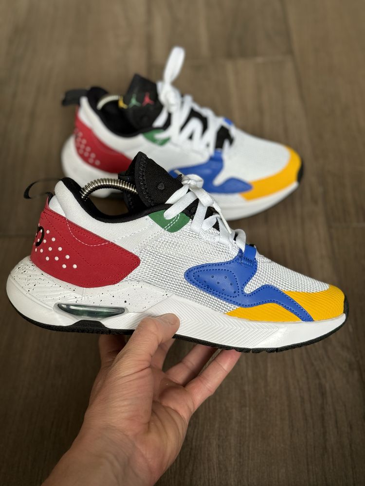 Кроссовки Nike Air Jordan Cadence GS Olympics CQ9233-101