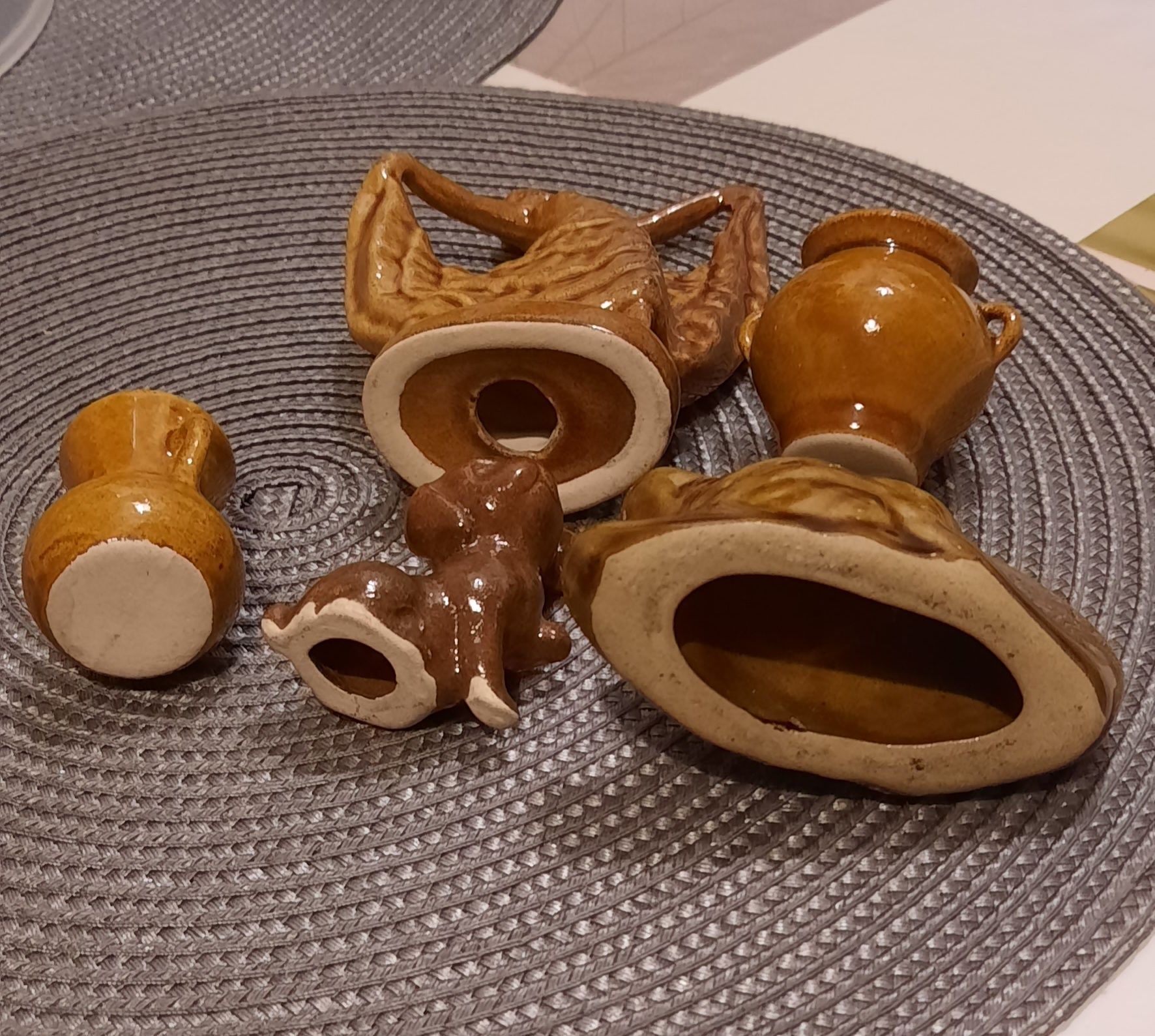Kolekcja figurek ceramicznych PRL