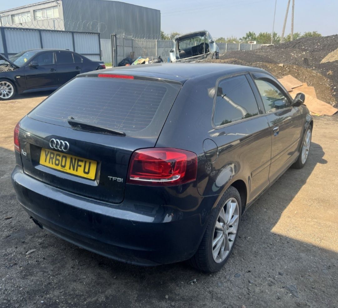 Części audi a3 8p lift silnik 1.4 tfsi caxc skrzynia LNY kolor LZ9Y