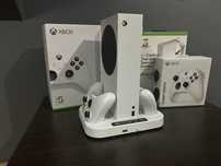 Xbox series S, 2 pady, stacja ładująca