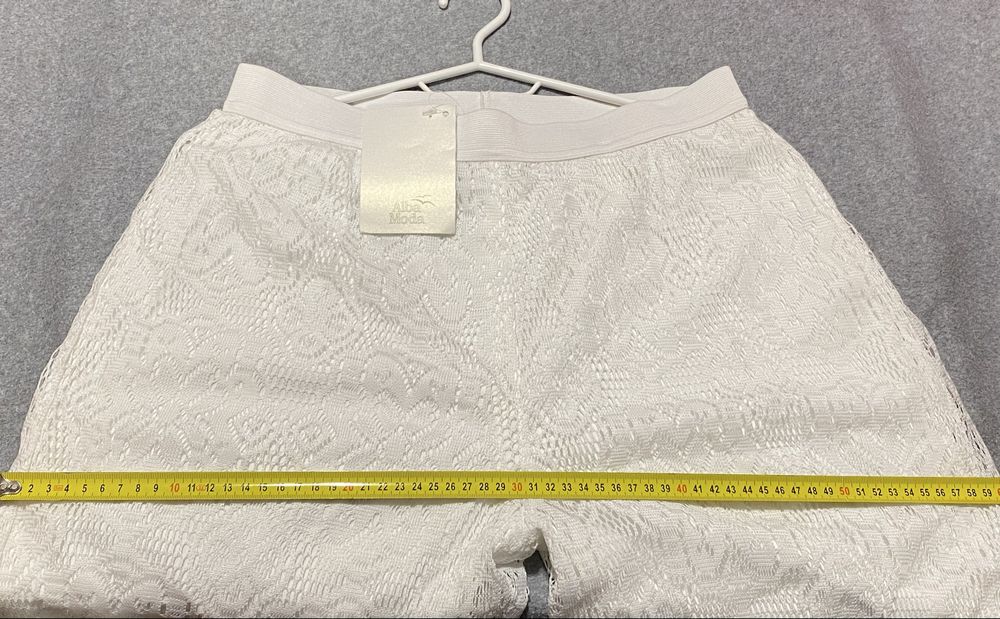 Ażurowe, koronkowe spodnie damskie „Alba Moda” 38/M - nowe, białe