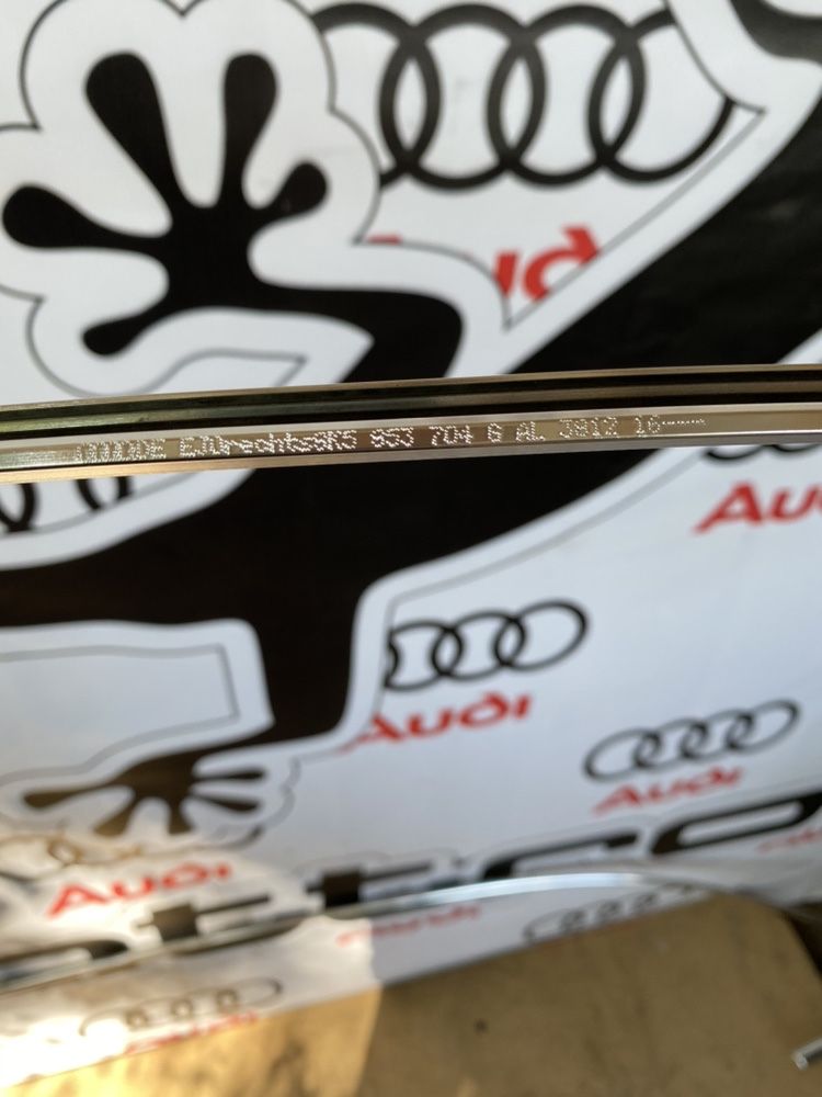 Молдінг криши хром Audi A4 B8 8k0 8k5 седан 8k5853704G 8k5853703G