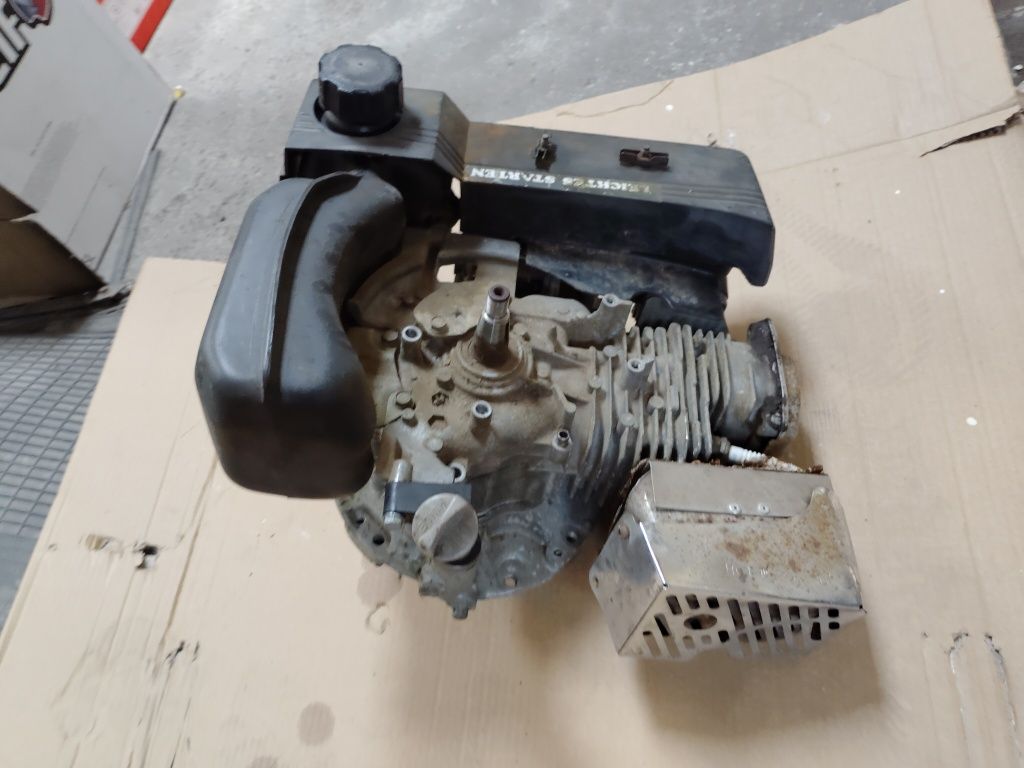 Kosiarka spalinowa HONDA HR216 gaźnik nóż sprzęgło szarpak rączka
