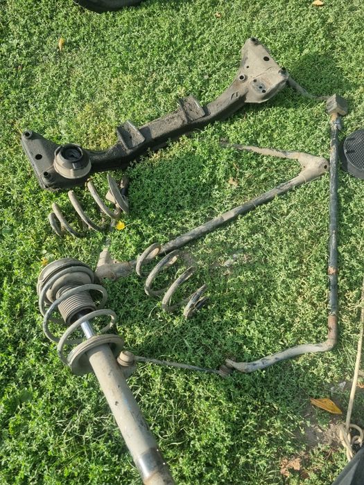 Стойки,ричагі,полуось бмв е46