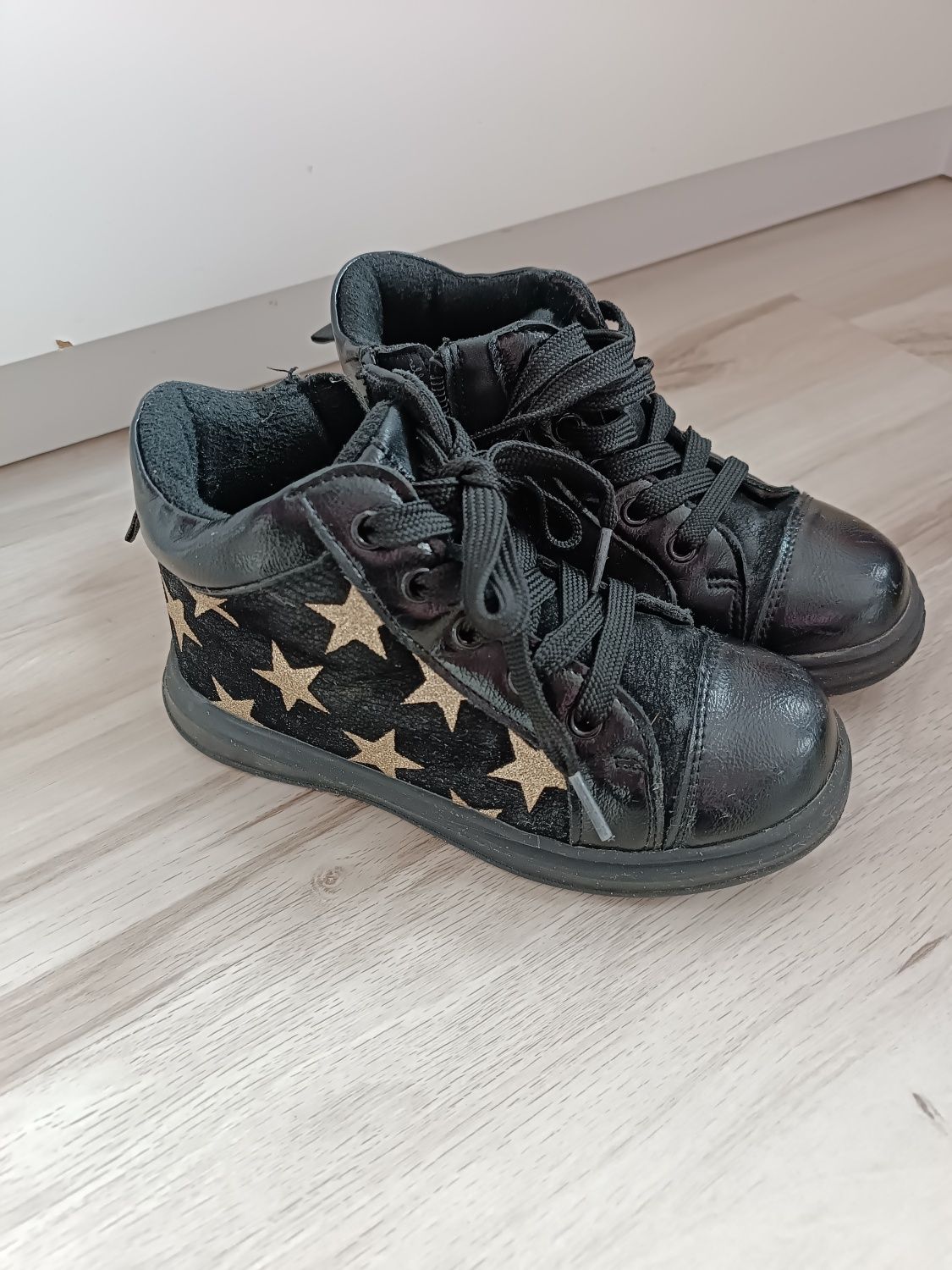 Buty wiosenne botki Nell blu 30