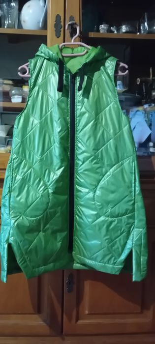 Płaszcz  damski pikowany bez rekawow