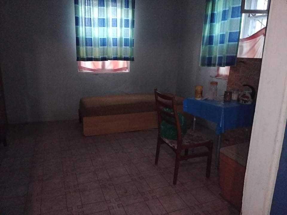 Продається земля в селі з 2 будинками. Село Бобрица, Черкаской обл.