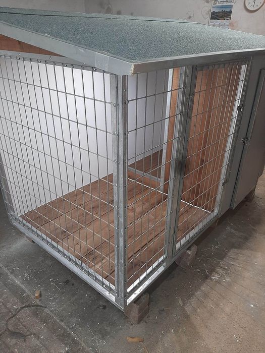 Gatil ou canil simples ou duplo