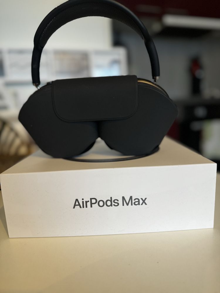 Airpods MAX space grey