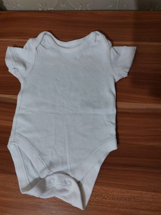 Лот для немовлят за 300грн. 56-62 пледи і рушник.