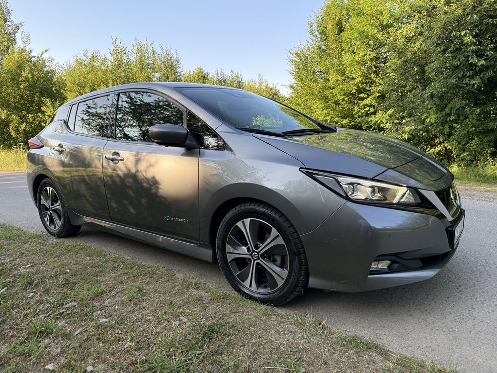 Nissan Leaf Ніссан Ліф