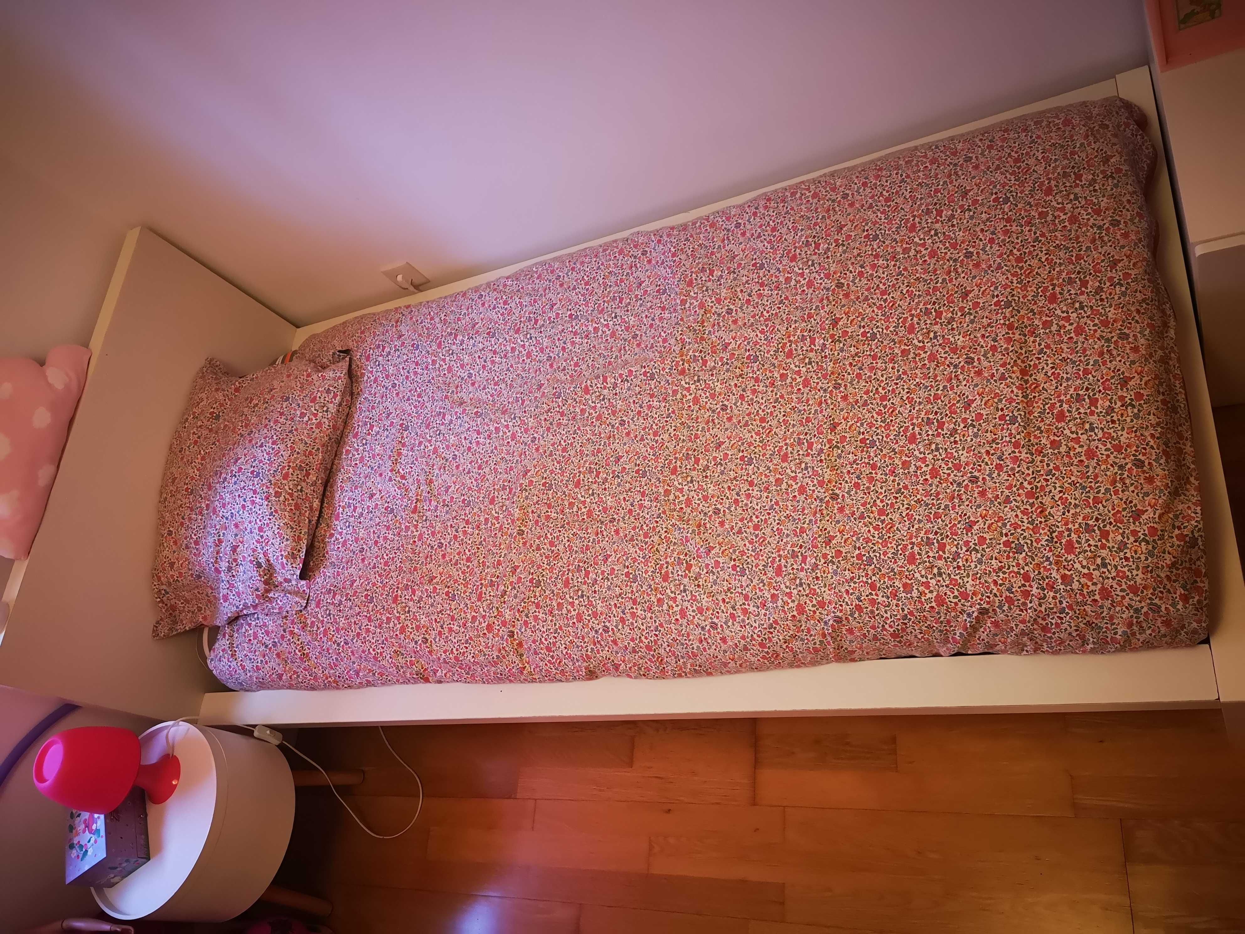 Cama solteiro IKEA
