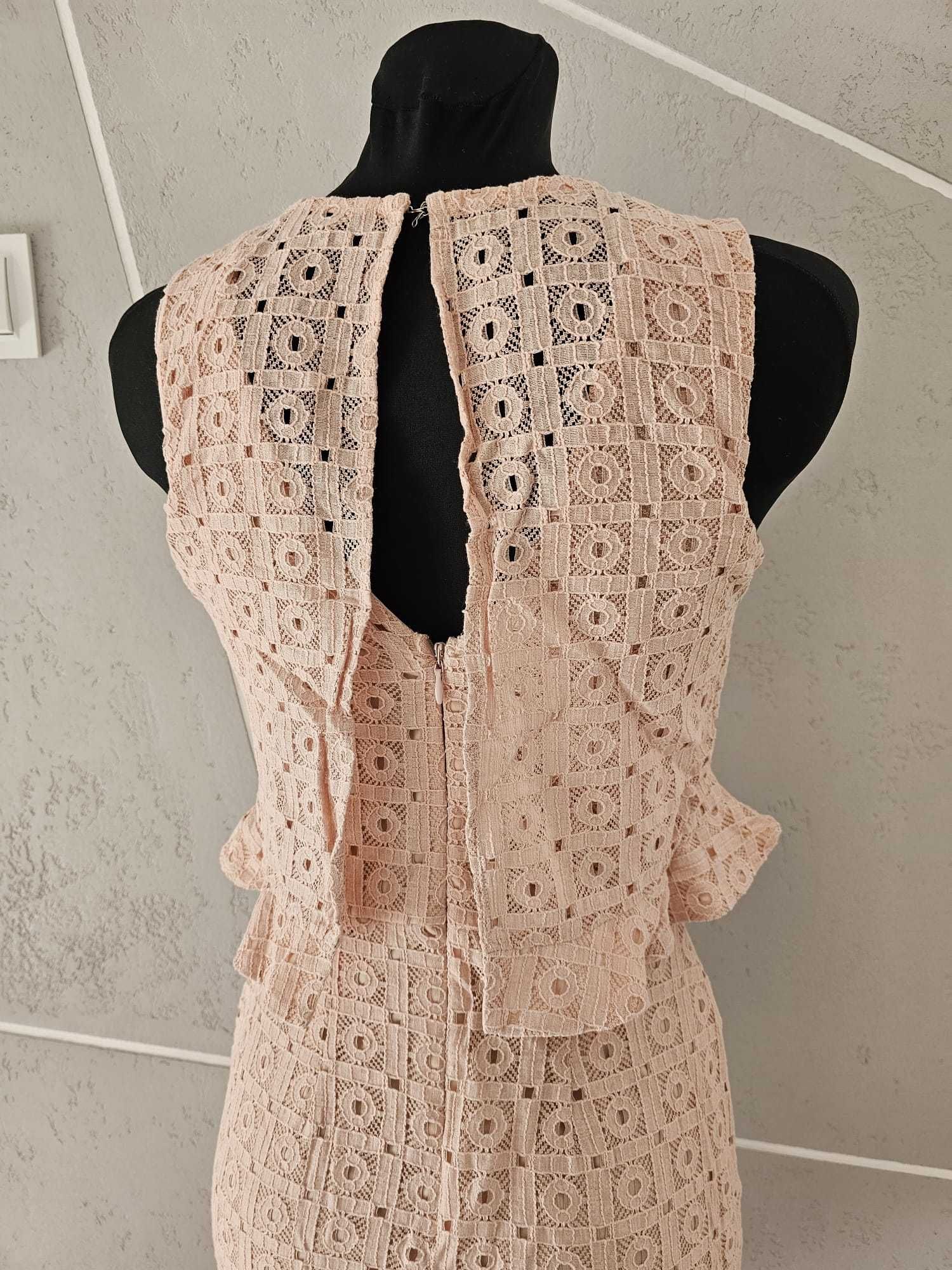 Sukienka koronkowa, elegancka, ołówkowa