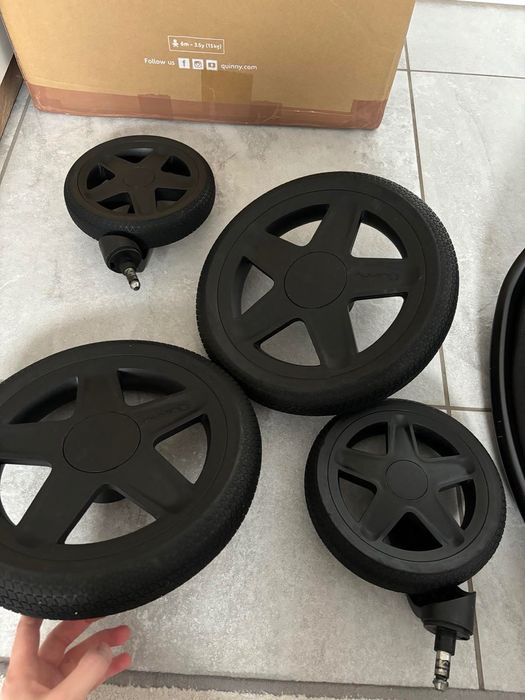 Універсальна коляска