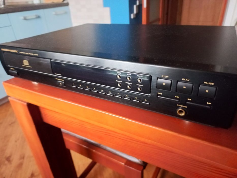 CD проигрыватель Marantz CD53