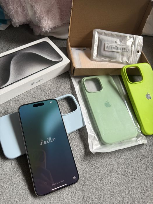 I phone 15 pro max 256gb