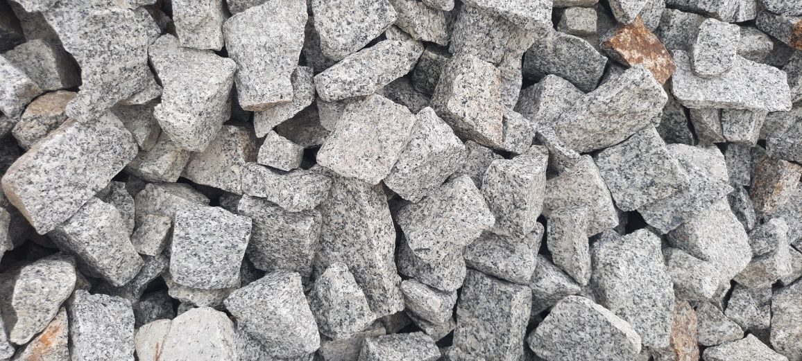Kamień do gabionow  kamień na ogrodzenia  łupek granitowy sortowany