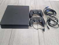 Ps4 1TB +3 gry +2pady